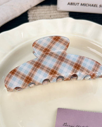 Essential Claw Clip