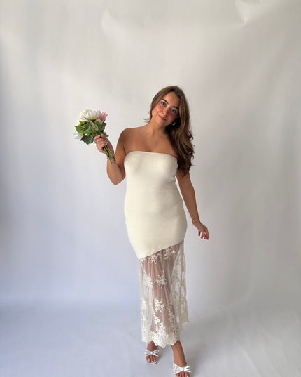 Clara Lace Maxi Dress