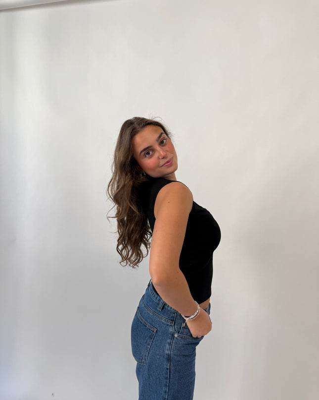 Capsule V Neck Tank